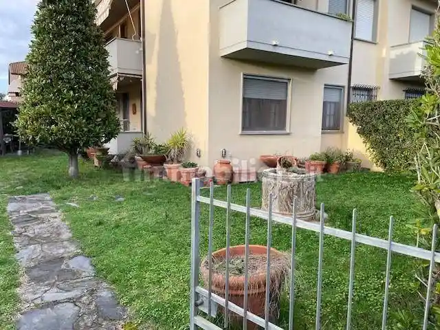 Appartamento in vendita a Viareggio