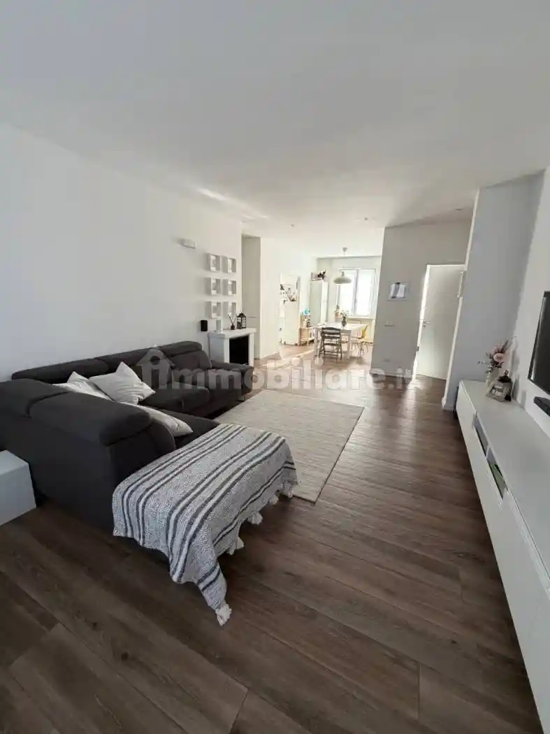 Appartamento in vendita a Novara