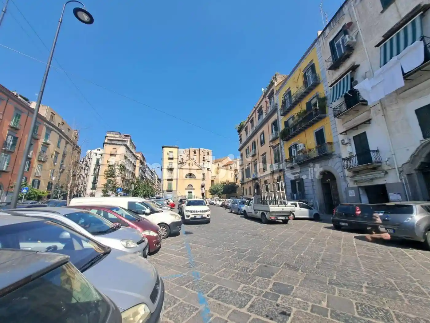 Appartamento in vendita a Napoli