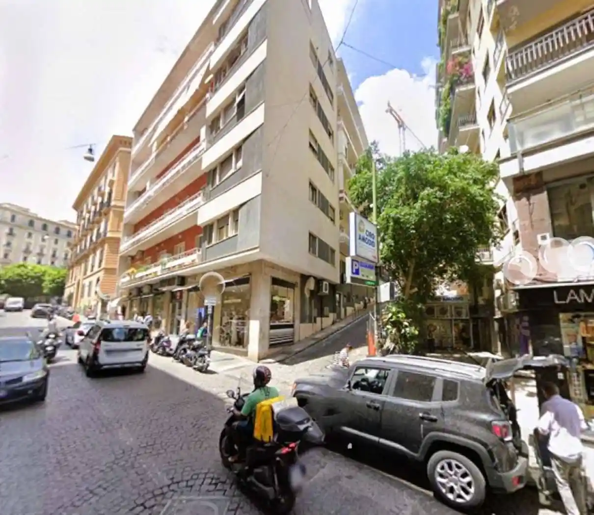 Appartamento in affitto a Napoli