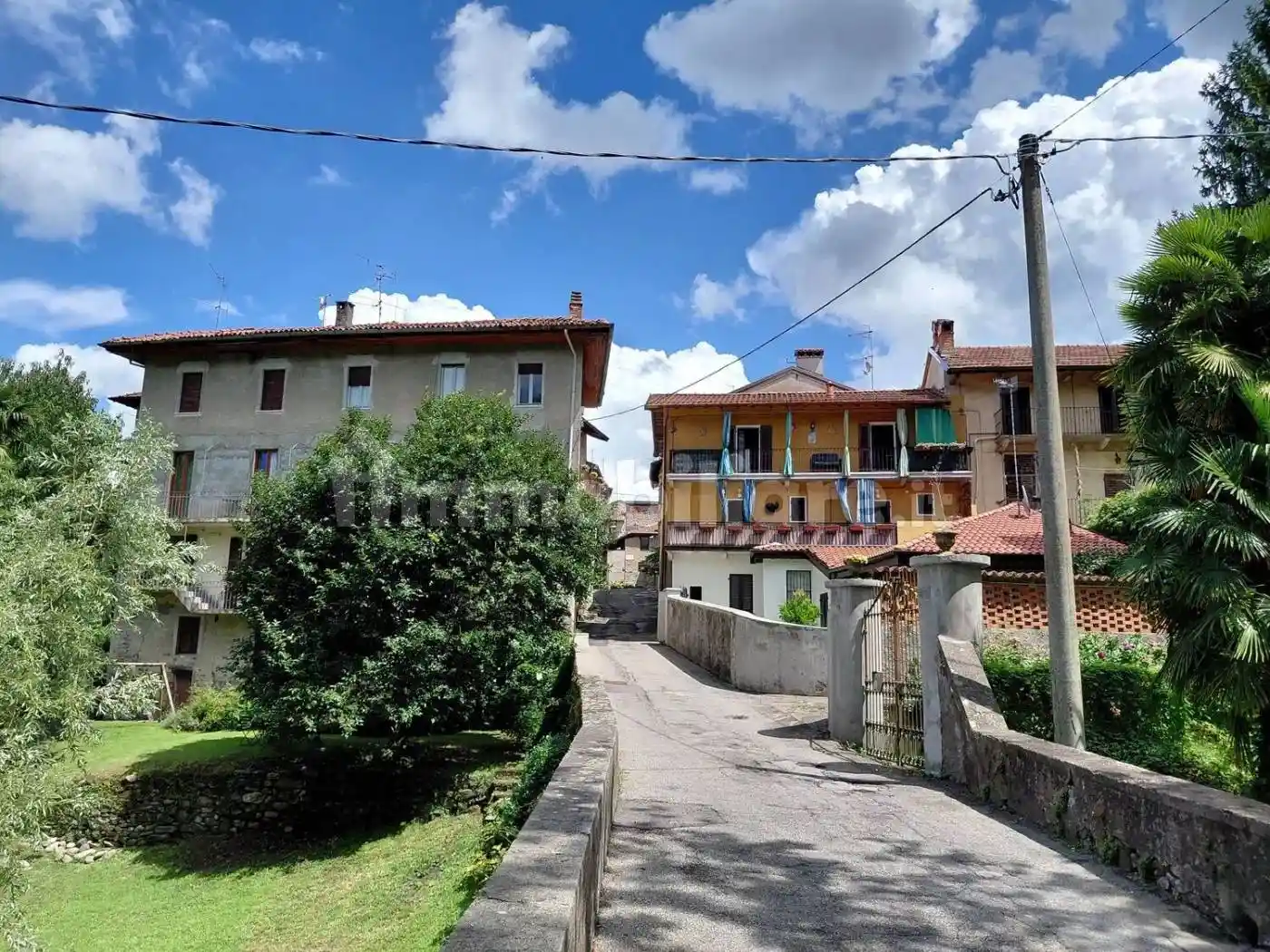 Appartamento in vendita a Castelveccana