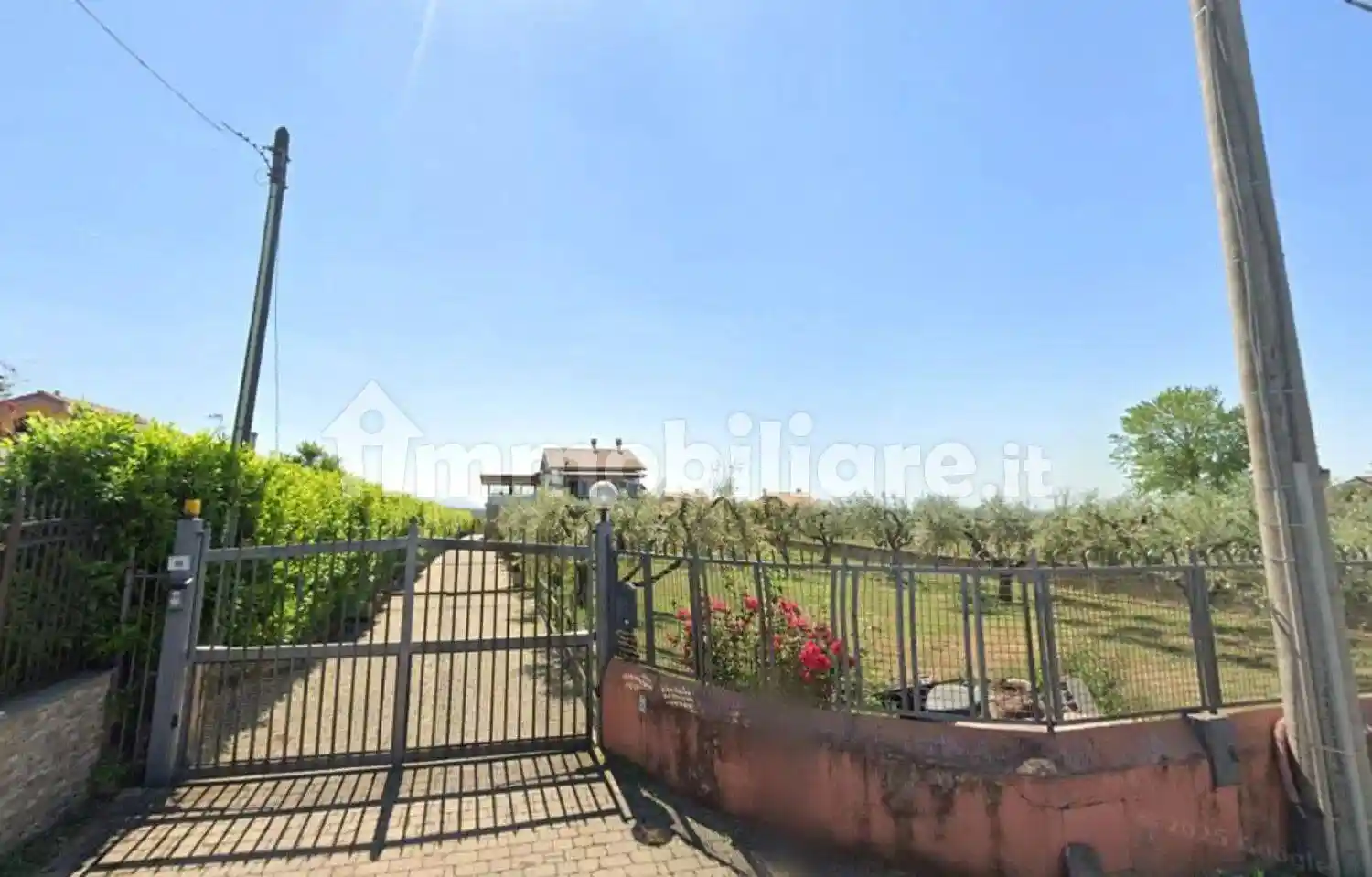 Villa in vendita a Lanuvio