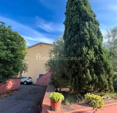 Casa indipendente in vendita a Foiano della Chiana