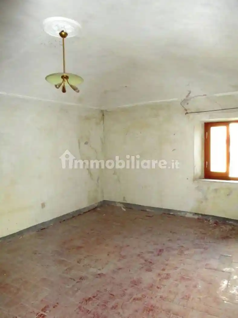 Appartamento in vendita a Bagnone