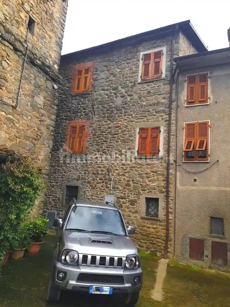 Villa in vendita a Filattiera