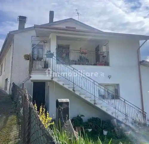 Villa in vendita a Stroncone