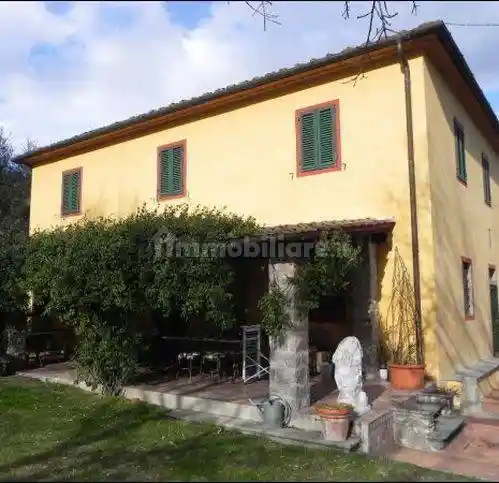 Rustico - Casale in vendita a Pistoia