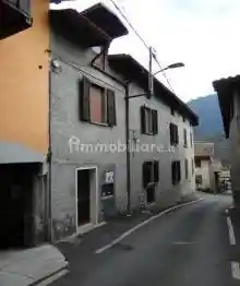 Casa indipendente in vendita a Darfo Boario Terme
