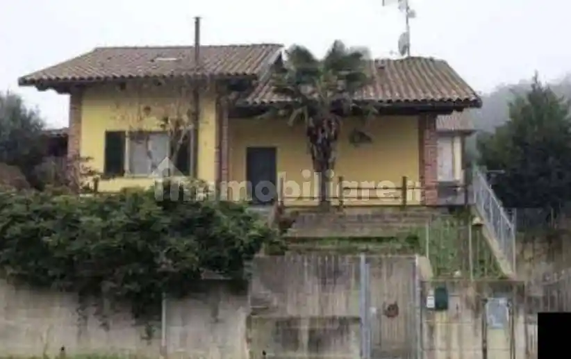 Villa in vendita a Castelnuovo Don Bosco