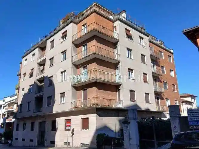 Appartamento in vendita a Varese