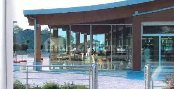 Palazzo - Stabile in vendita a Prata Camportaccio