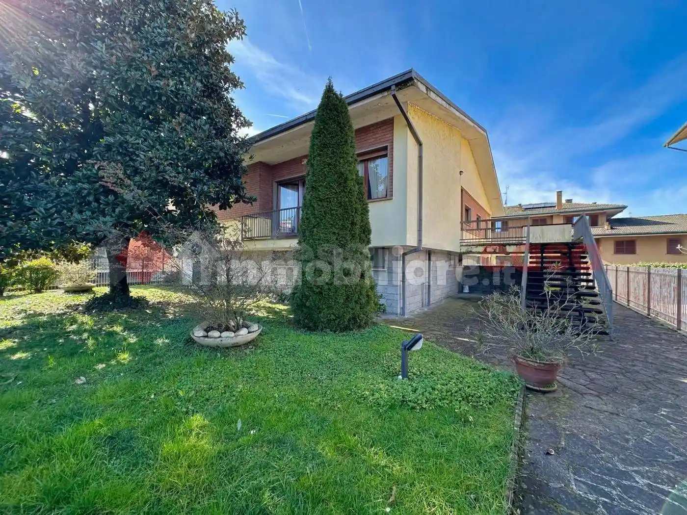 Villa in vendita a Opera