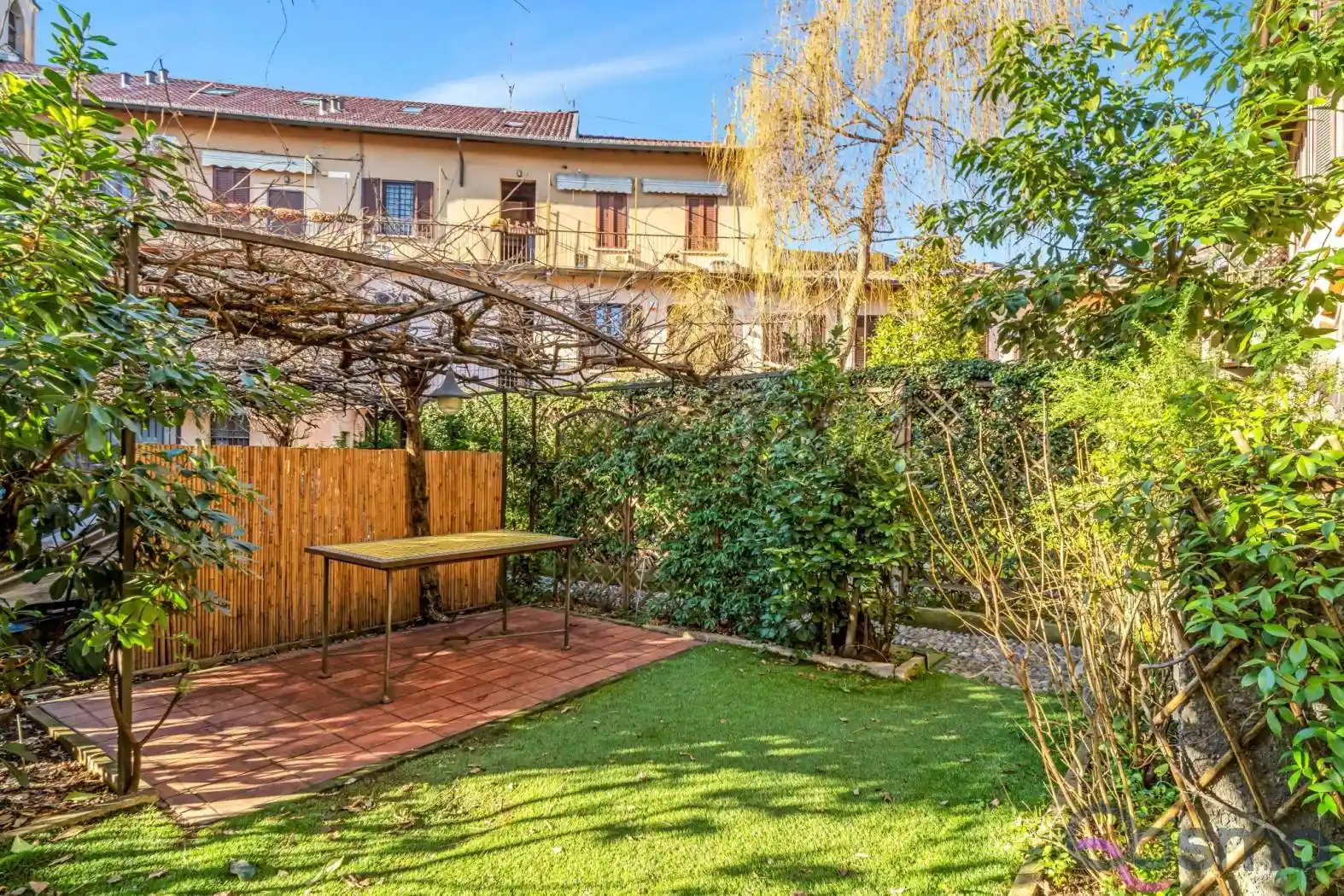 Casa indipendente in vendita a Milano