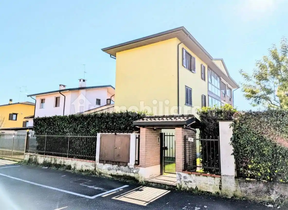 Appartamento in vendita a Motta Visconti