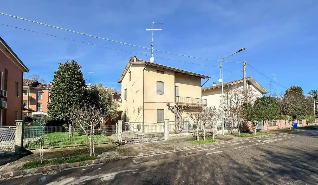 Casa indipendente in vendita a Carpi