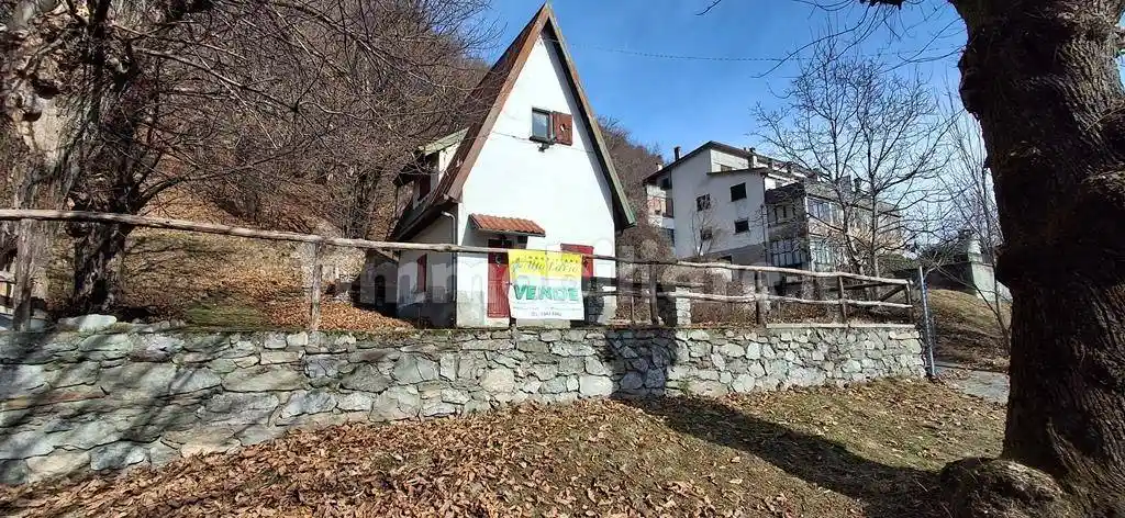 Rustico - Casale in vendita a Gravedona ed Uniti