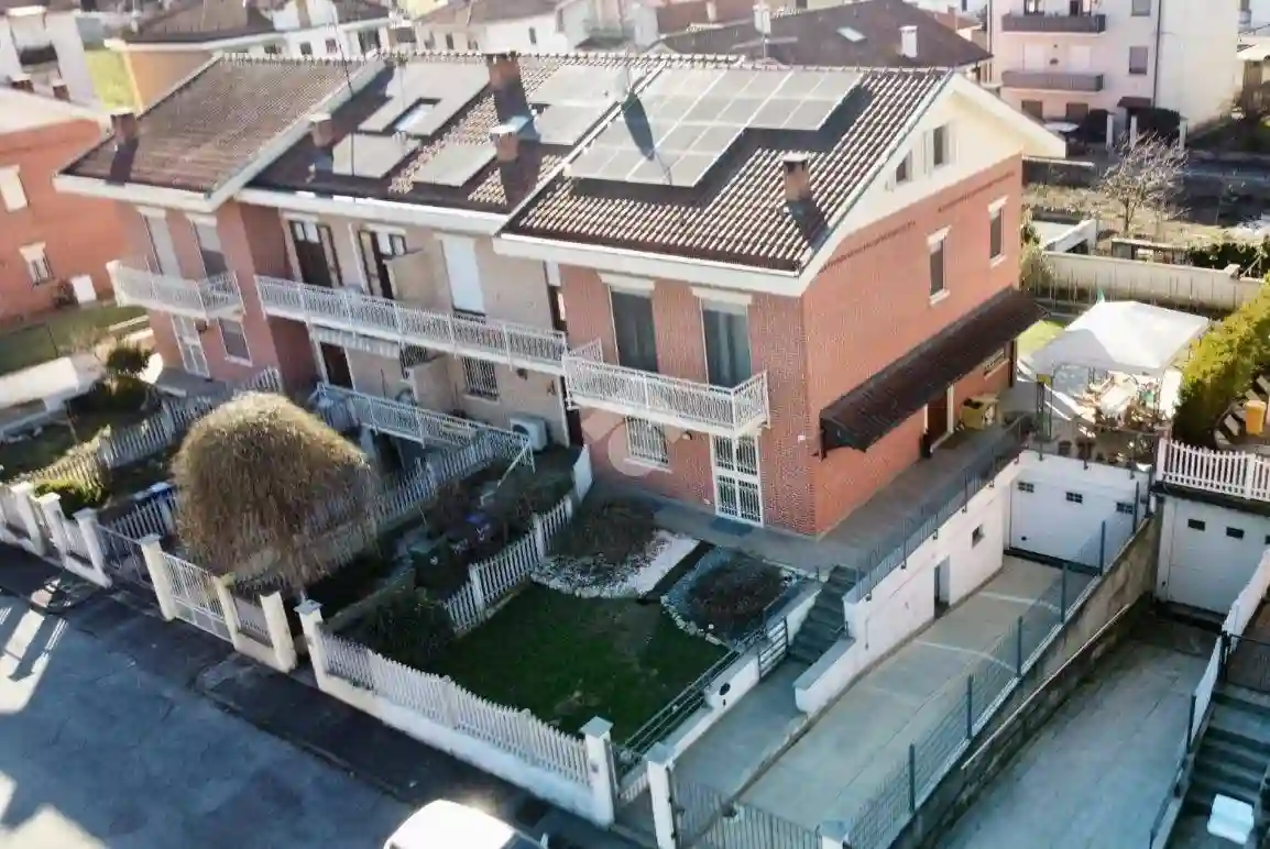 Villetta a schiera - foto 3