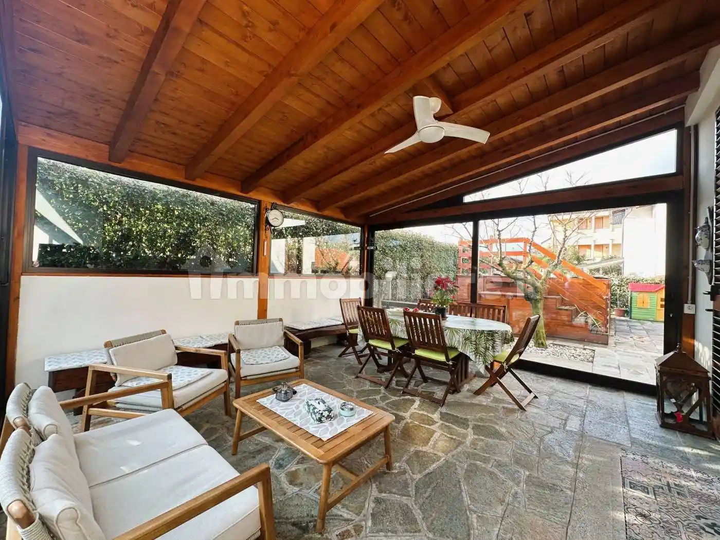 Villa in vendita a Biassono