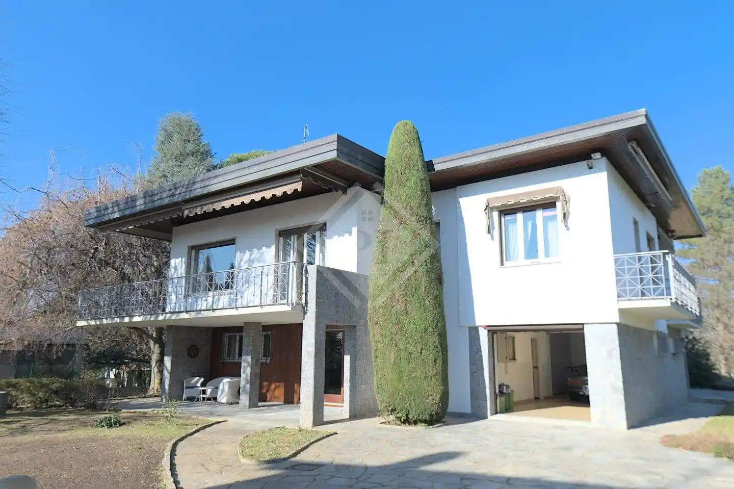 Villa in vendita a Cantello