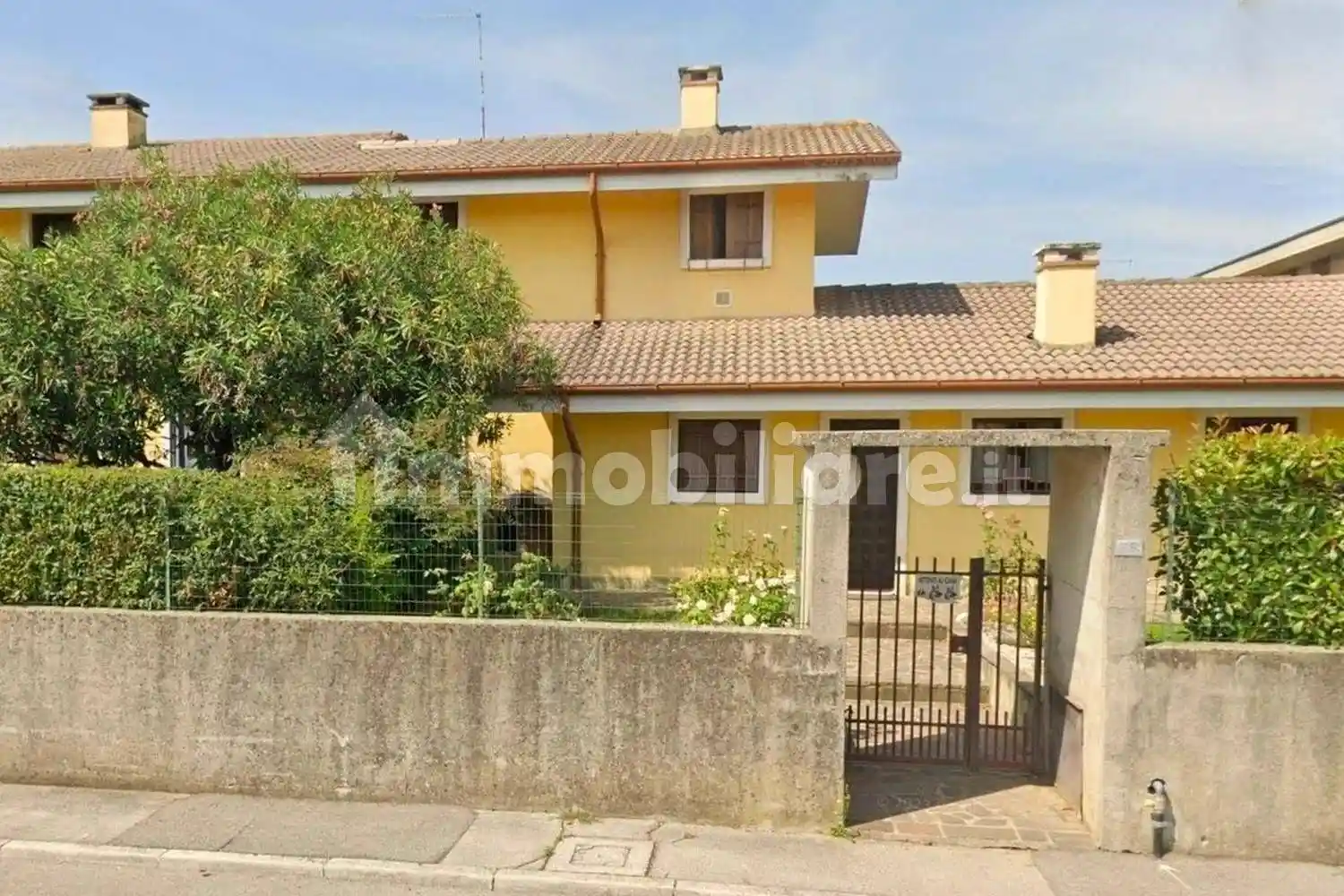 Casa indipendente in vendita a Monticello Conte Otto
