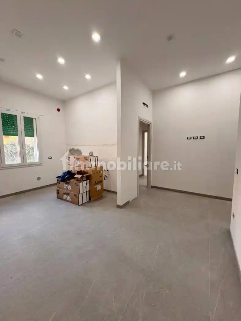 Appartamento in vendita a Cascina