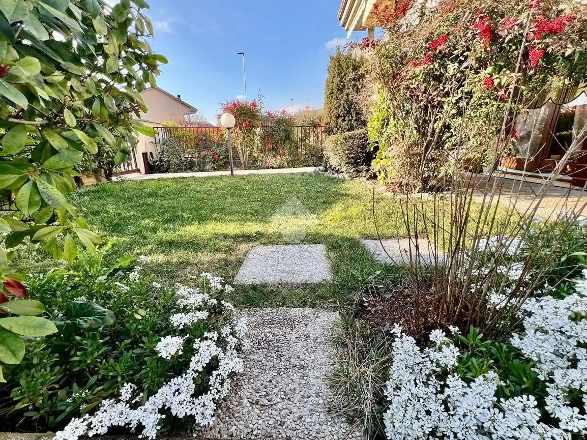 Villa in vendita a Verona