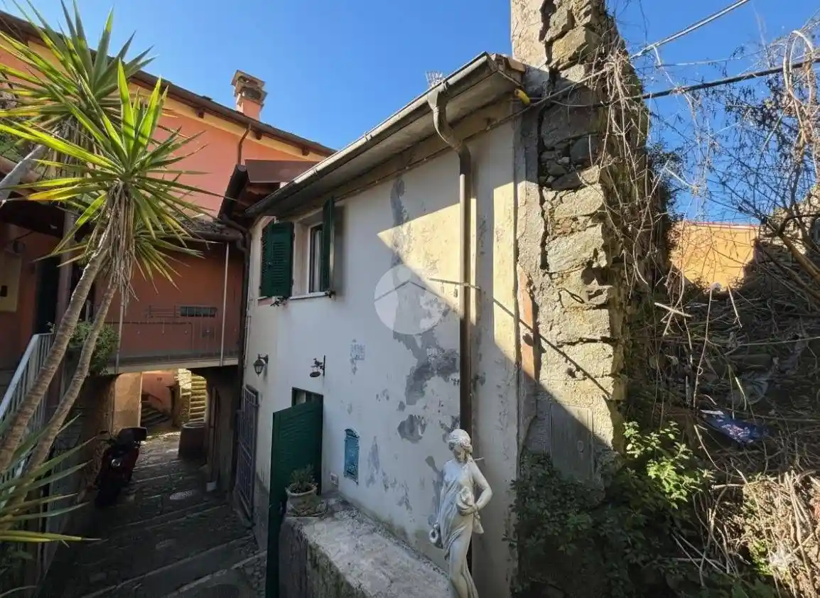Casa indipendente in vendita a La Spezia