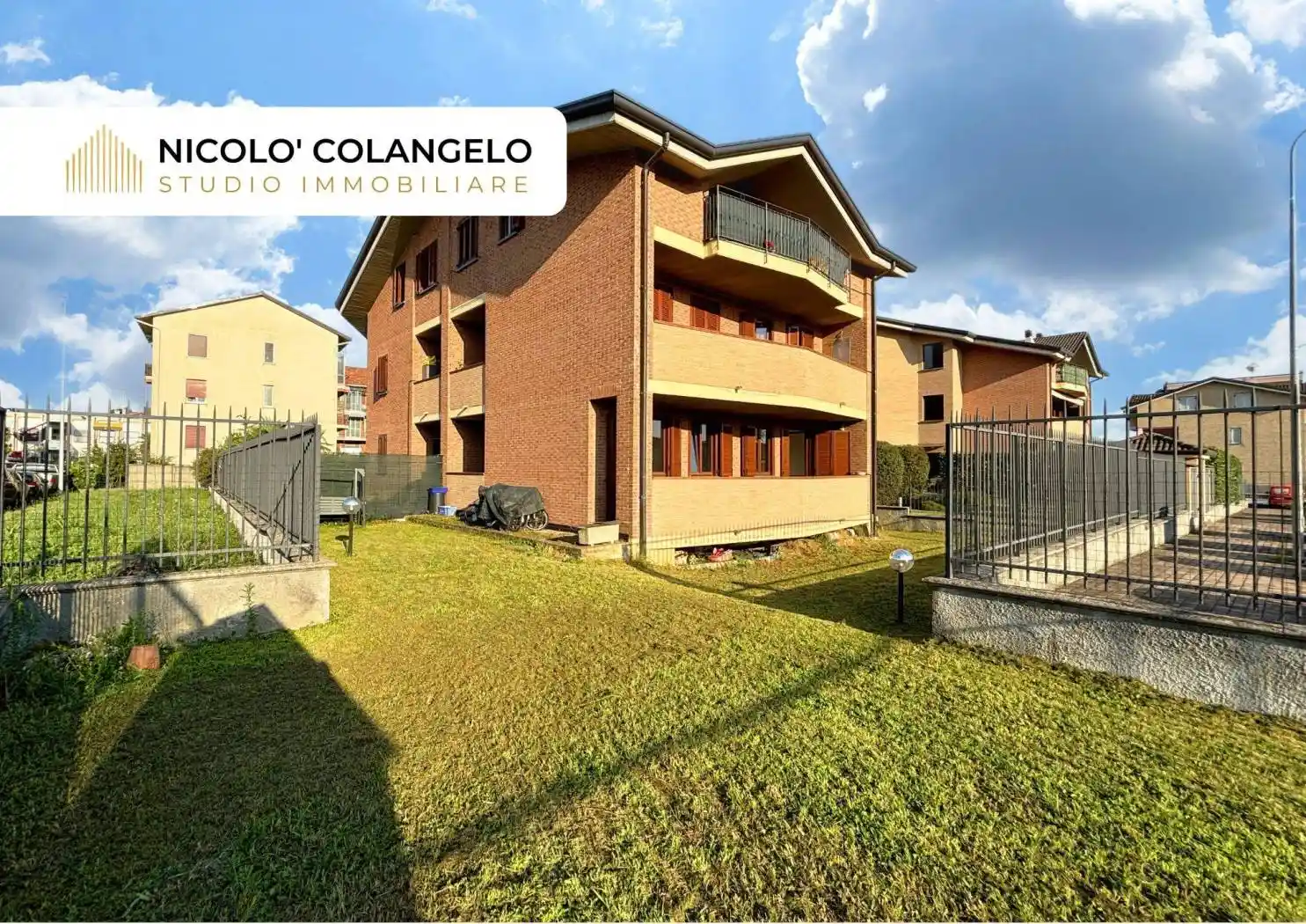 Appartamento in vendita a Caronno Pertusella