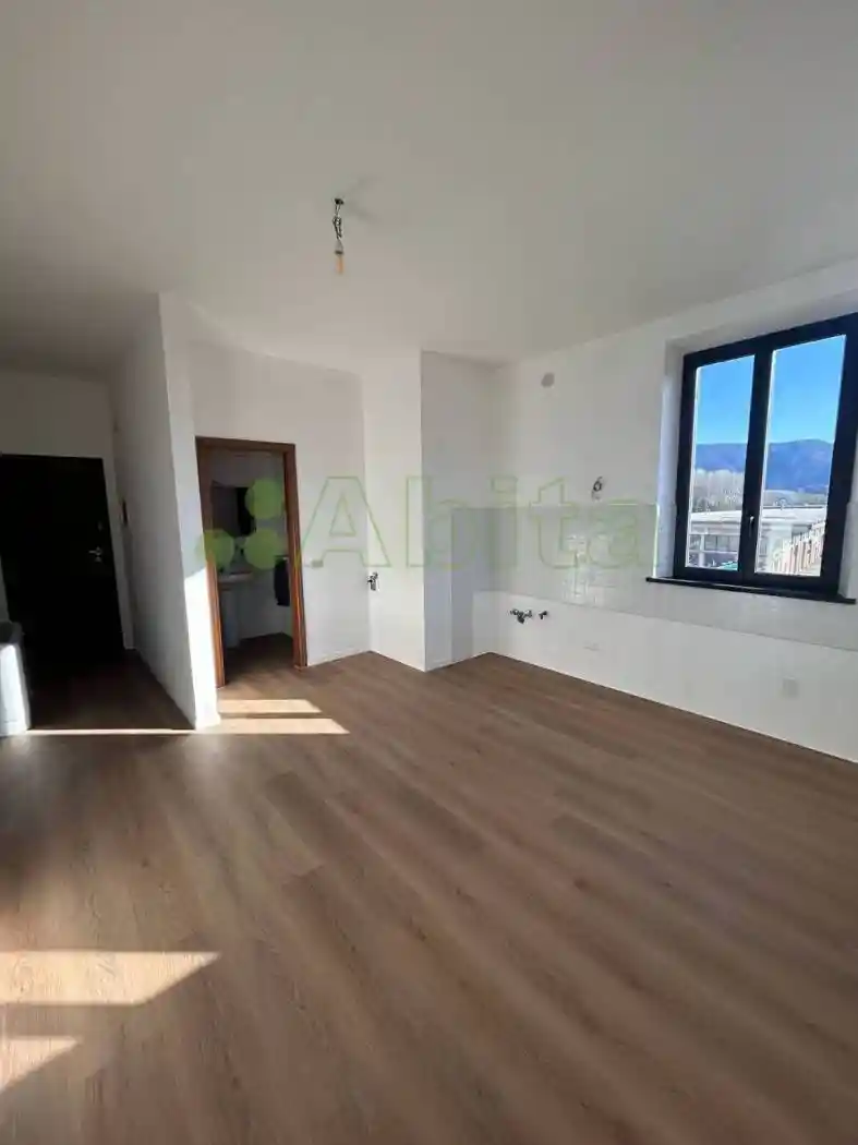 Appartamento in vendita a Lucca