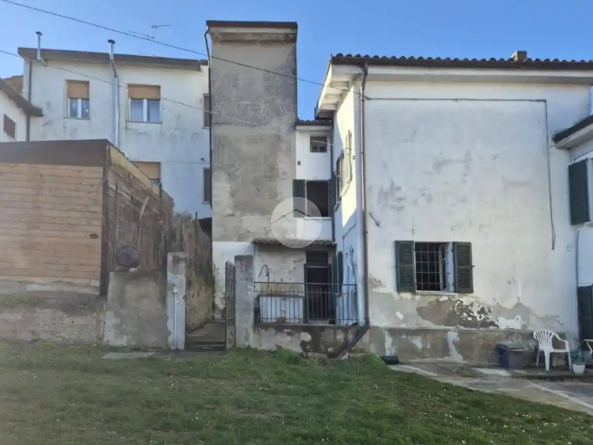 Casa indipendente in vendita a Montù Beccaria