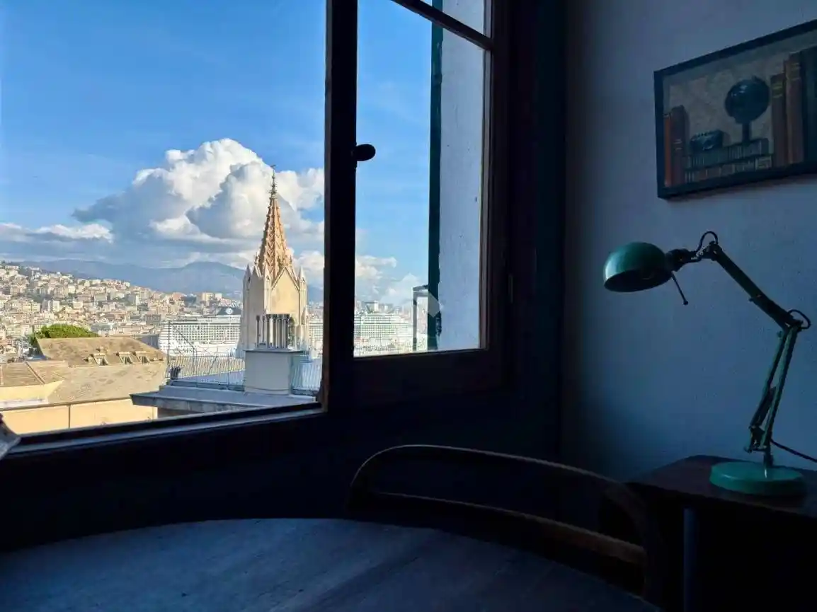 Appartamento in vendita a Genova