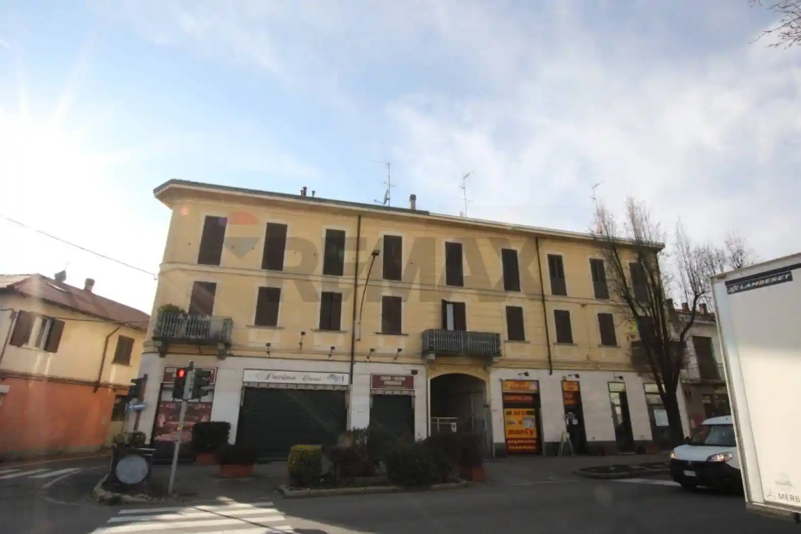 Appartamento in vendita a Caronno Pertusella