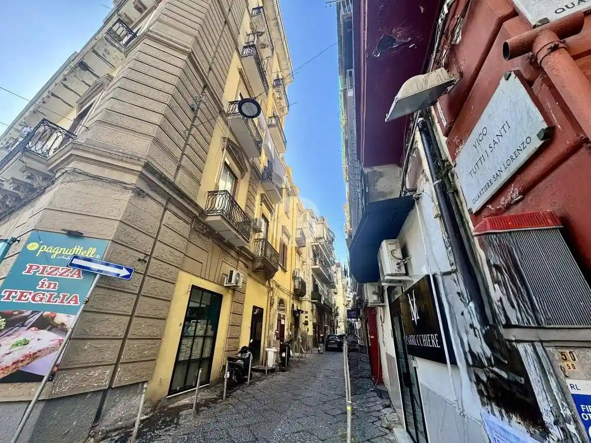 Appartamento in vendita a Napoli