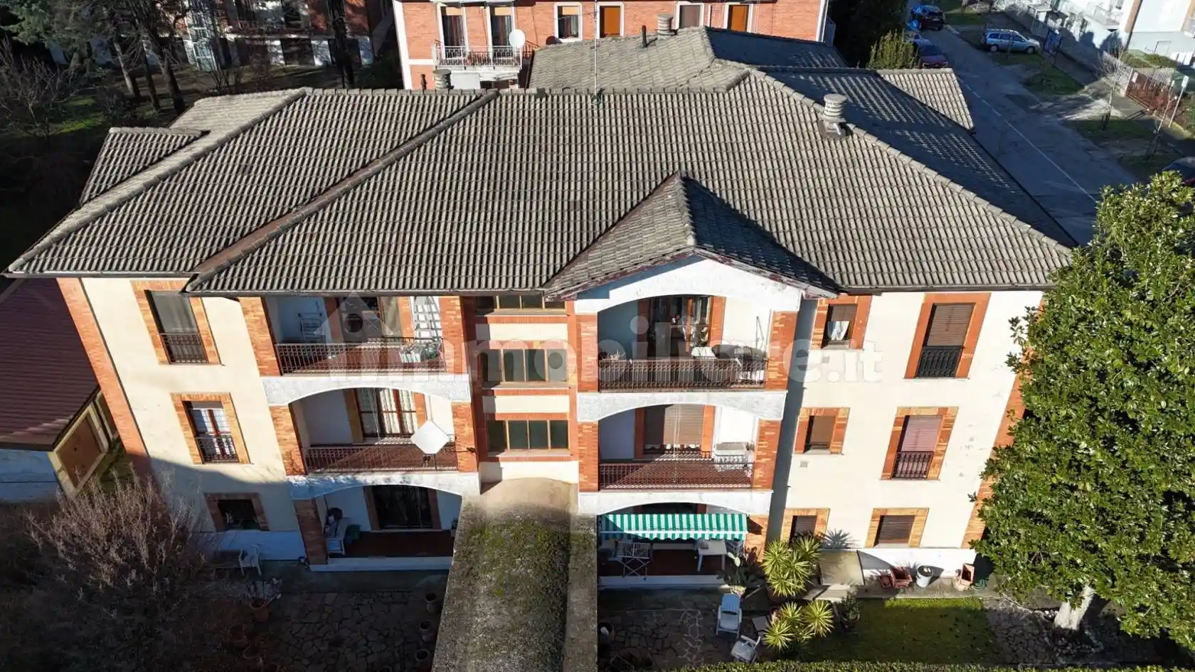 Palazzo - Edificio in vendita a Cremona