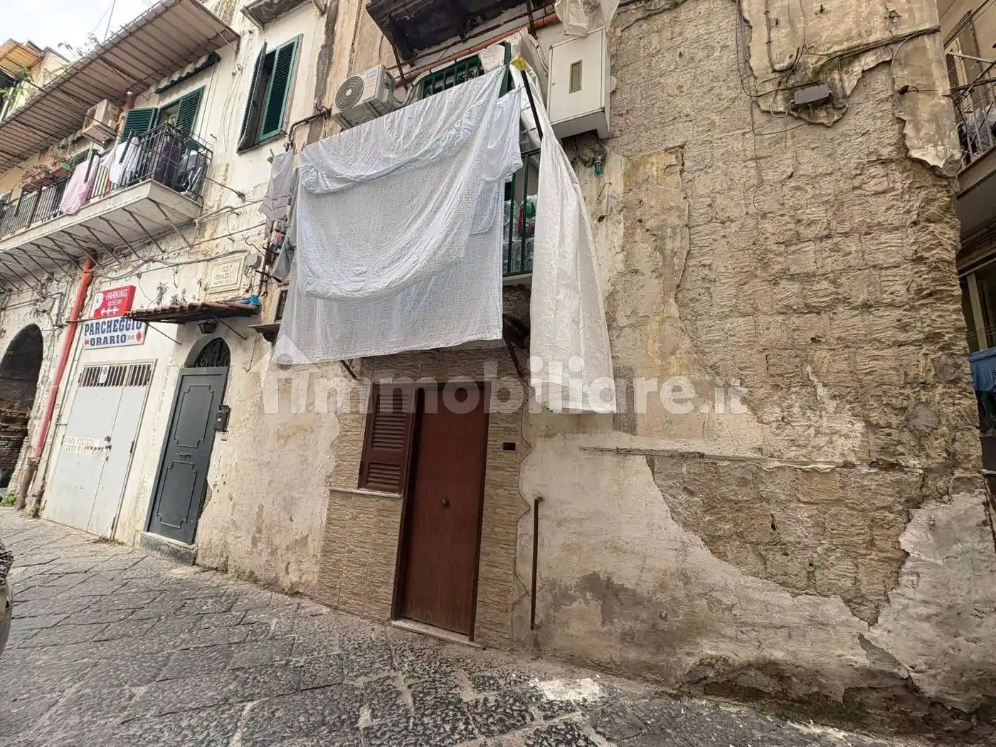 Appartamento in vendita a Napoli