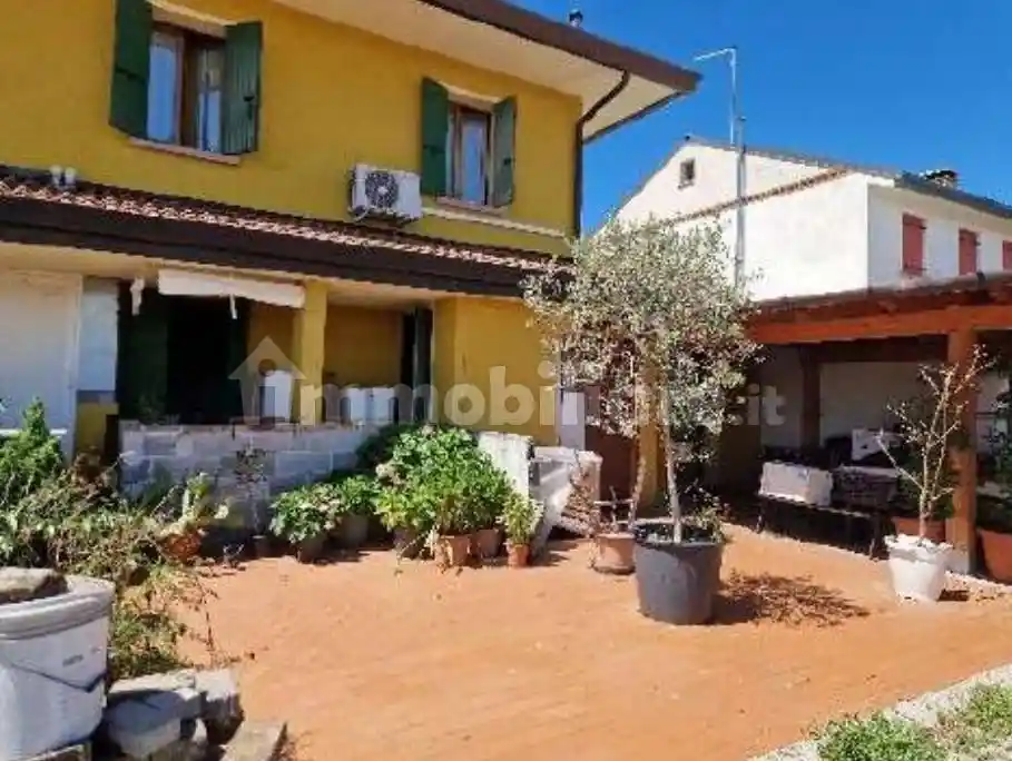 Villetta a schiera in vendita a Paese