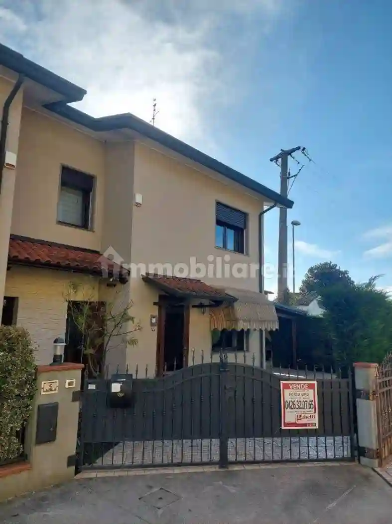 Villetta a schiera - foto 2