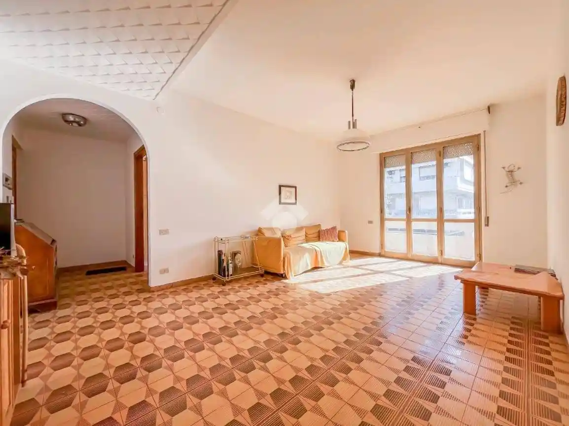 Appartamento in vendita a Massa