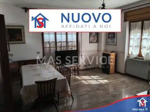 Villa in vendita a Latina