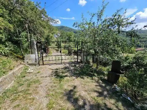 Casa indipendente in vendita a Mongiardino Ligure