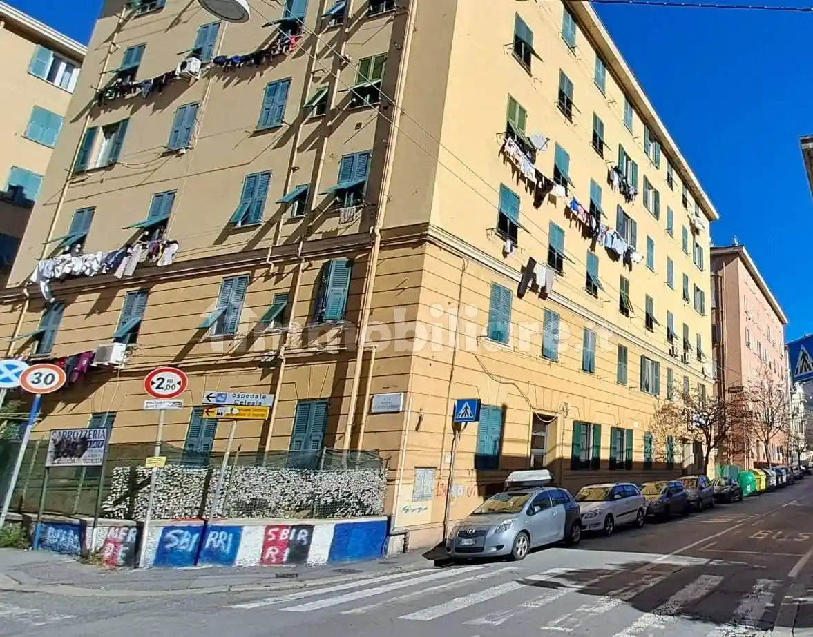 Appartamento in vendita a Genova