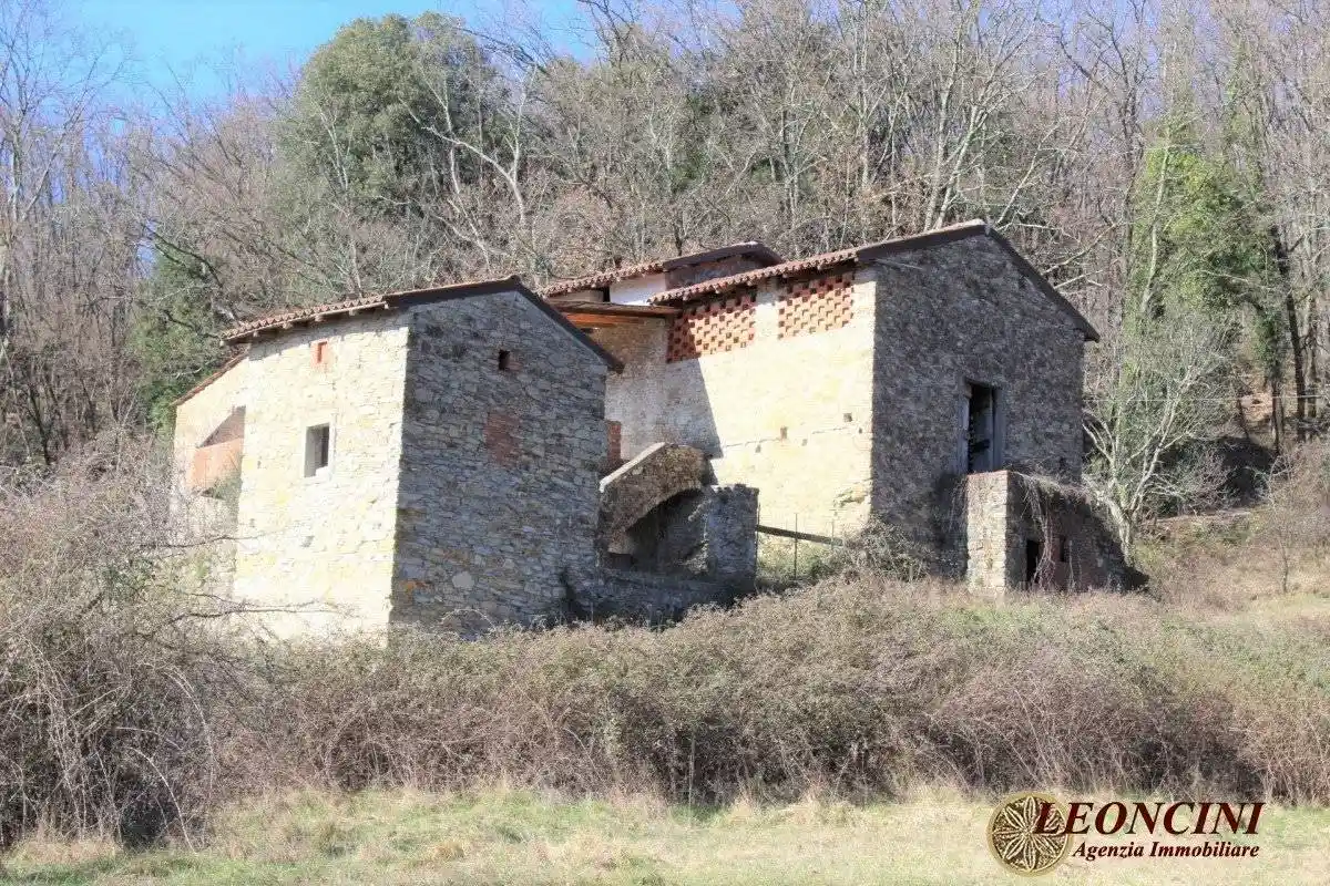 Rustico - Casale in vendita a Pontremoli