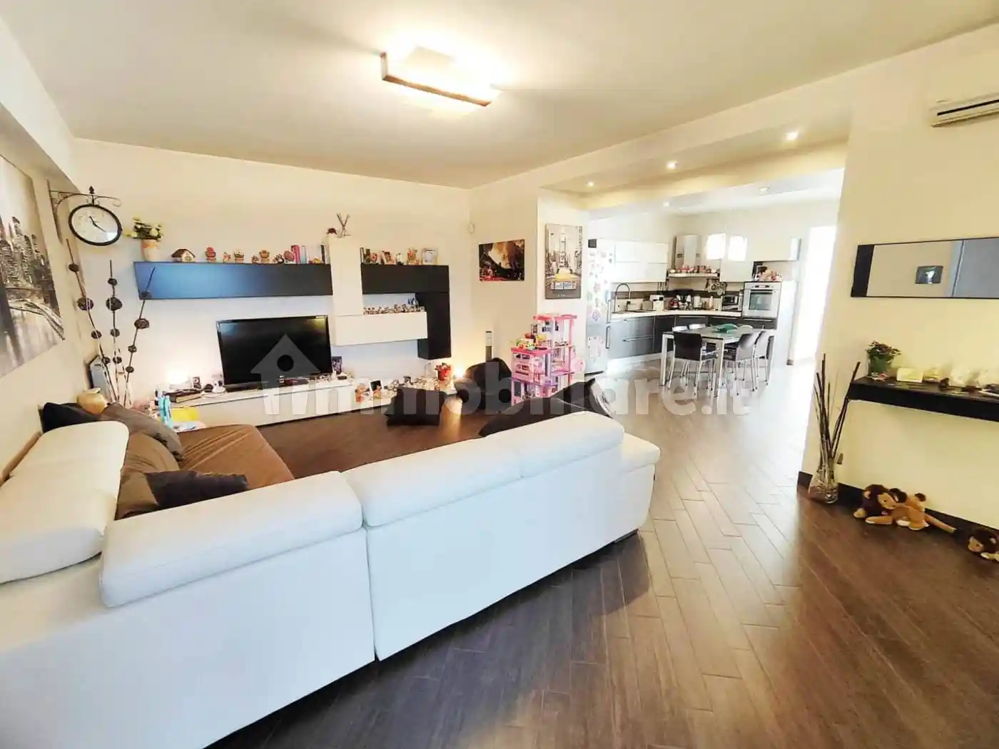 Appartamento in vendita a Aci Sant'Antonio