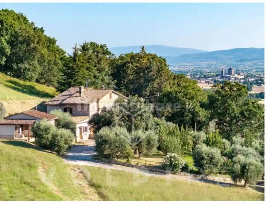 Rustico - Casale in vendita a Assisi
