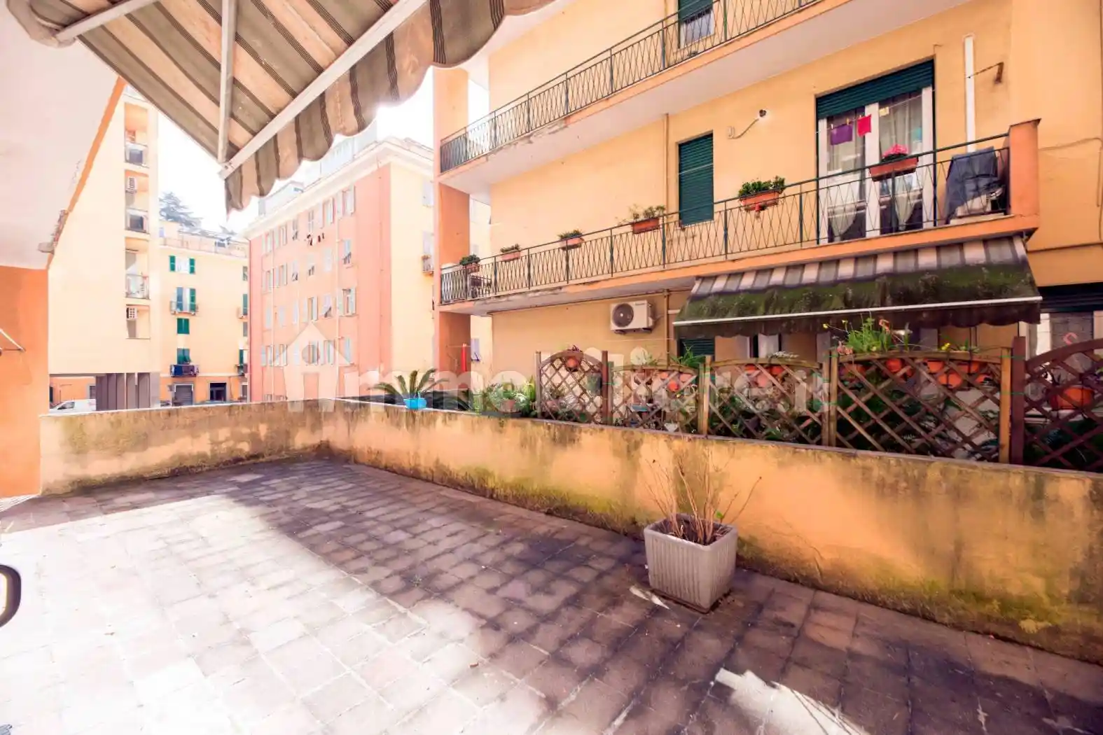 Appartamento in vendita a Genova