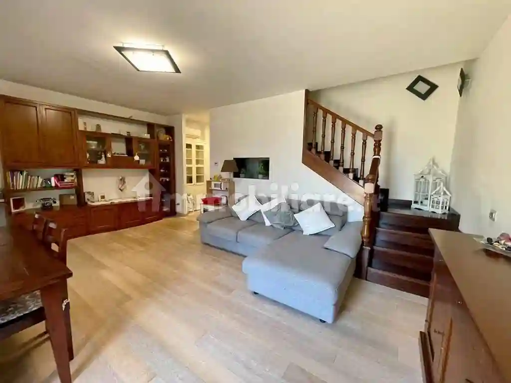 Villetta a schiera - foto 2