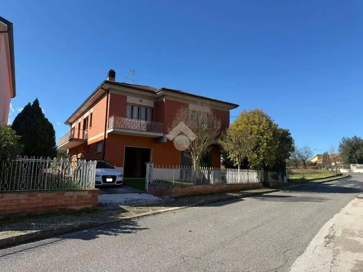 Casa indipendente in vendita a Posta Fibreno