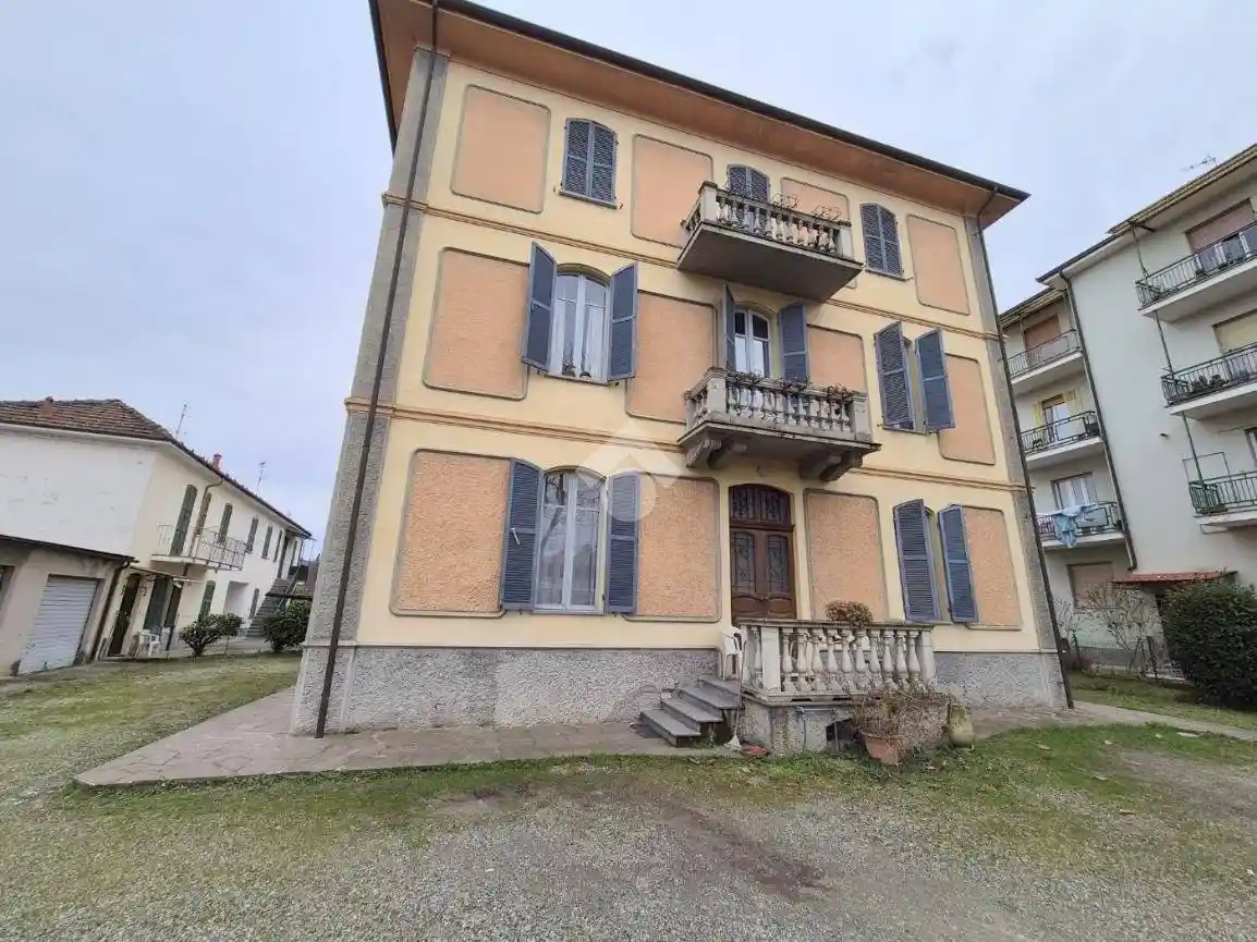 Villa in vendita a Acqui Terme