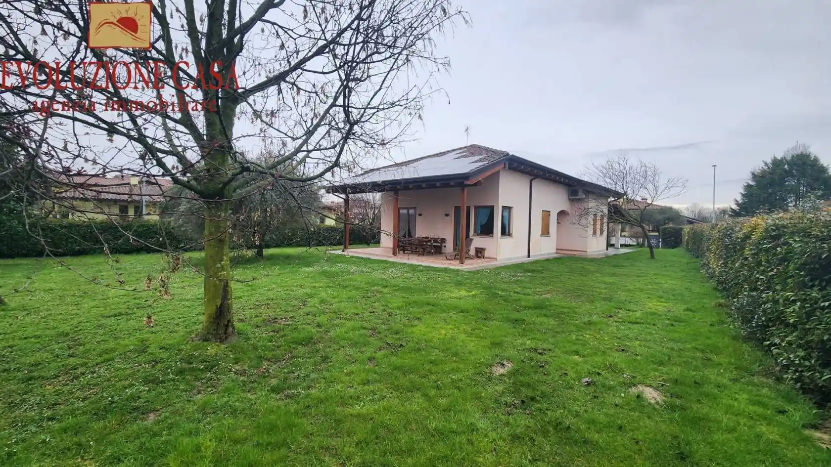 Villa in vendita a Villesse