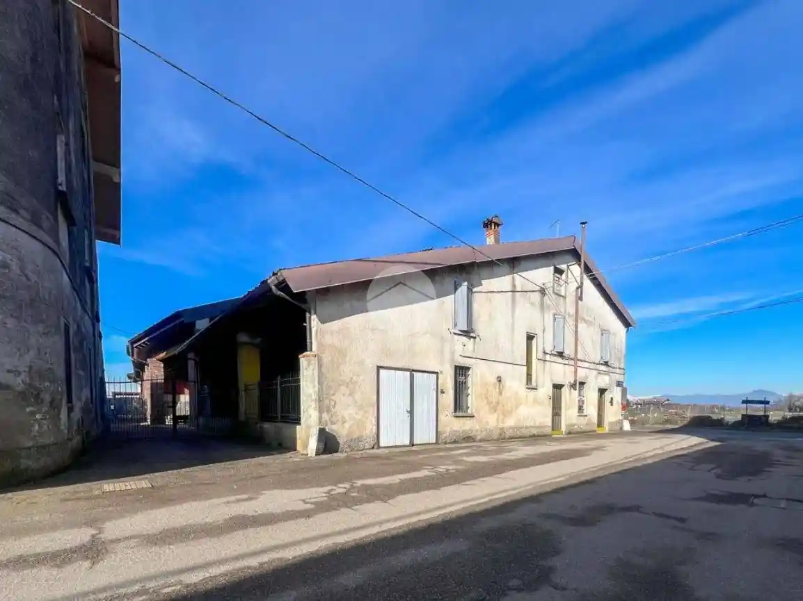 Rustico - Casale in vendita a Trenzano